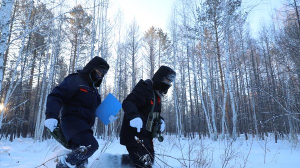 98策略 新春走基层｜一起来“找北”：“攀山饮雪”的人